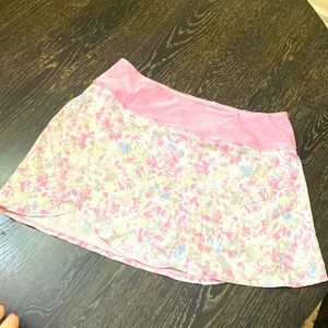 Medium tennis skirt!